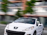 Peugeot 207 CC (2009) - picture 3 of 16