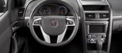 Pontiac G8 (2009) - picture 4 of 4