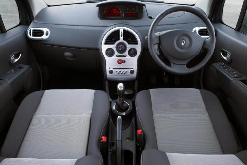 Renault Modus (2009) - picture 8 of 11