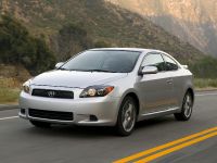 Scion tC (2009) - picture 5 of 10