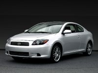 Scion tC (2009) - picture 1 of 10