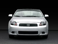 Scion tC (2009) - picture 3 of 10