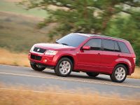 Suzuki Grand Vitara (2009) - picture 8 of 12