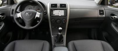 Toyota Corolla S (2009) - picture 12 of 15