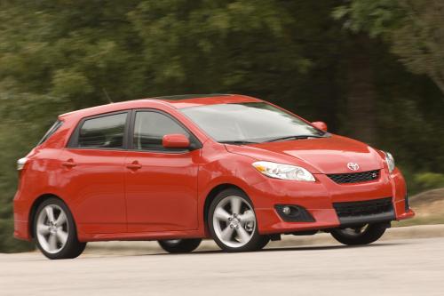 Toyota Matrix S (2009) - picture 8 of 13