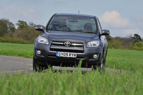 Toyota RAV4 (2009) - picture 1 of 8