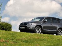 Toyota RAV4 (2009) - picture 3 of 8