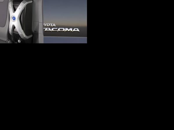 Toyota Tacoma (2009) - picture 13 of 14