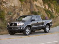 Toyota Tacoma (2009) - picture 10 of 14