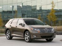 Toyota Venza (2009) - picture 8 of 22