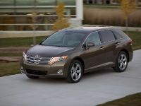 Toyota Venza (2009) - picture 1 of 22