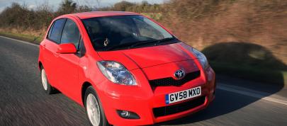 Toyota Yaris (2009) - picture 4 of 25