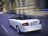 Volvo C70 (2009) - picture 11 of 23