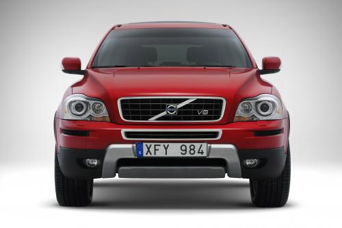 Volvo XC90 (2009) - picture 1 of 26