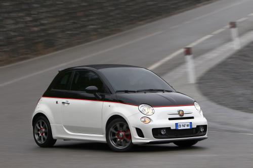 Abarth 500C (2010) - picture 16 of 60