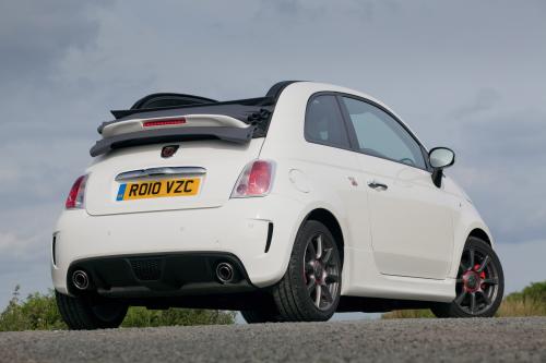 Abarth 500C (2010) - picture 33 of 60