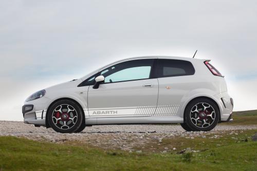 Abarth Punto Evo (2010) - picture 33 of 73