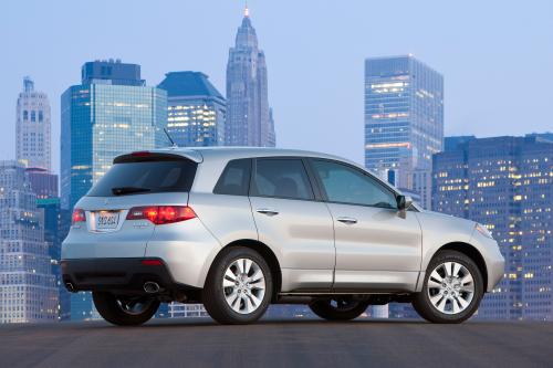 Acura RDX (2010) - picture 17 of 34