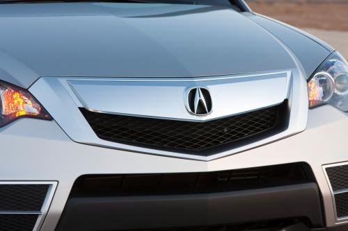 Acura RDX (2010) - picture 25 of 34
