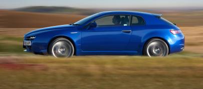 Alfa Romeo Brera (2010) - picture 4 of 7