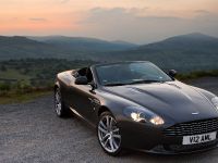 Aston Martin DB9 (2010) - picture 4 of 7