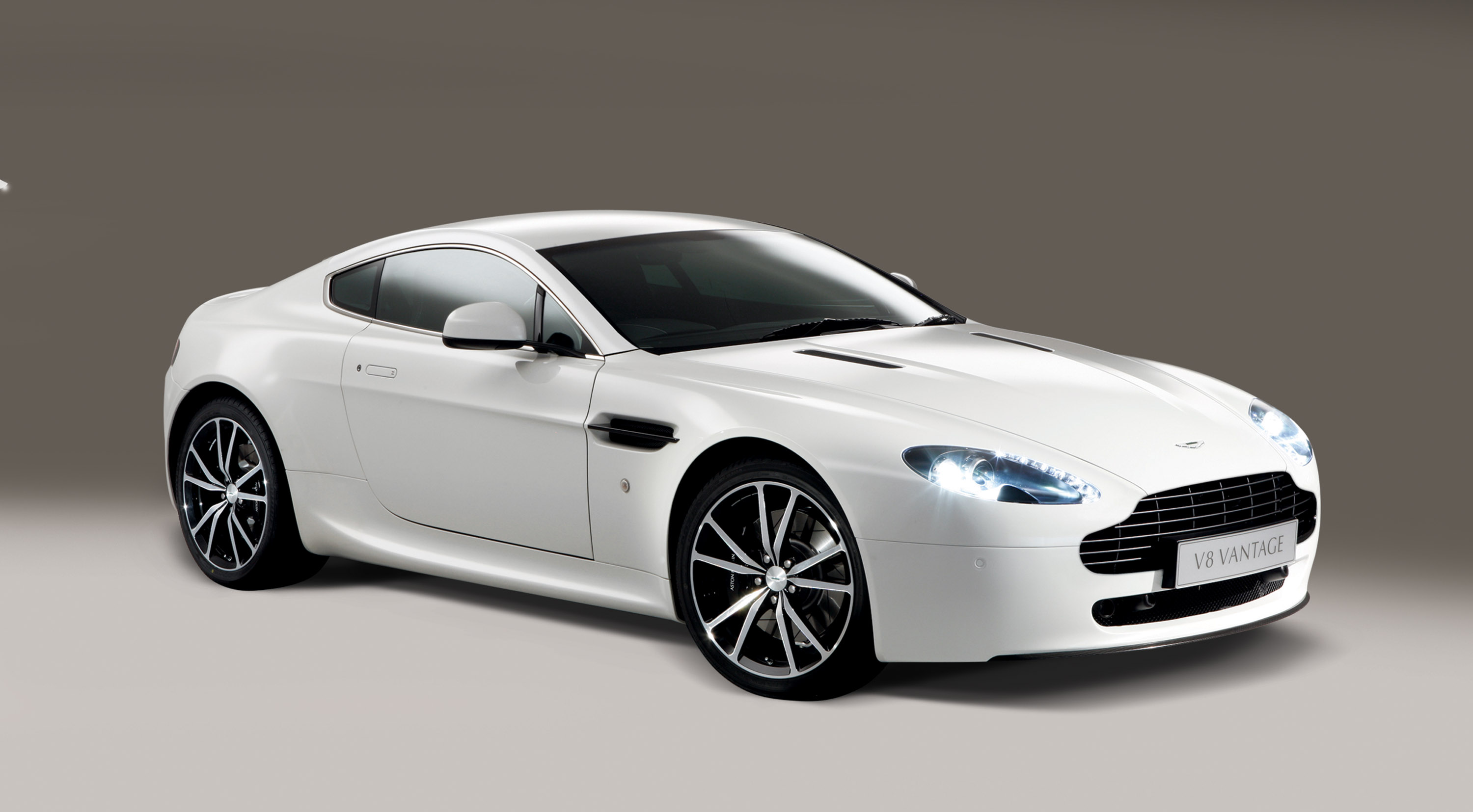 Aston Martin V8 Vantage N420