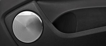 Audi Q7 3.0 TDI (2010) - picture 15 of 25