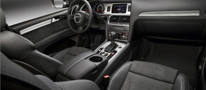 Audi Q7 4.2 TDI (2010) - picture 20 of 25