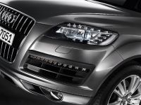 Audi Q7 4.2 TDI (2010) - picture 18 of 25