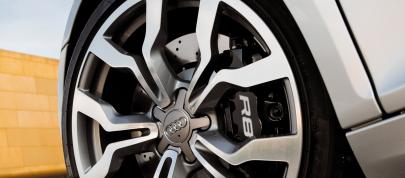 Audi R8 5.2 FSI quattro (2010) - picture 4 of 13