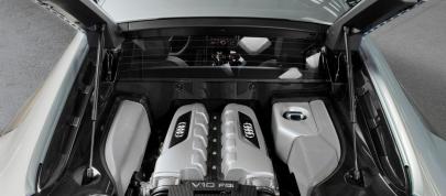 Audi R8 5.2 FSI quattro (2010) - picture 12 of 13