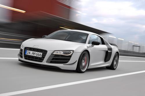 Audi R8 GT (2010) - picture 1 of 10