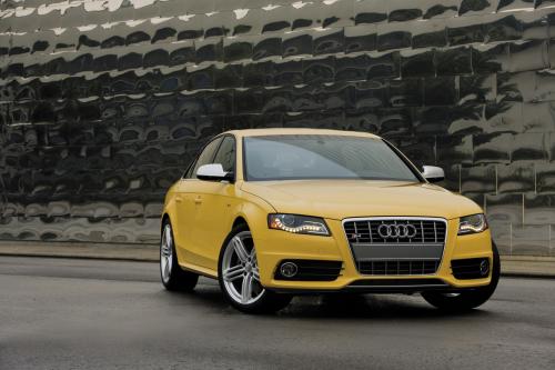 Audi S4 (2010) - picture 1 of 12