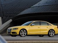 Audi S4 (2010) - picture 4 of 12