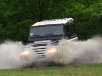 Aznom Land Rover (2010) - picture 5 of 11