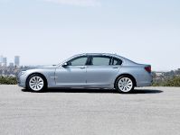 BMW ActiveHybrid 7 (2010) - picture 3 of 10