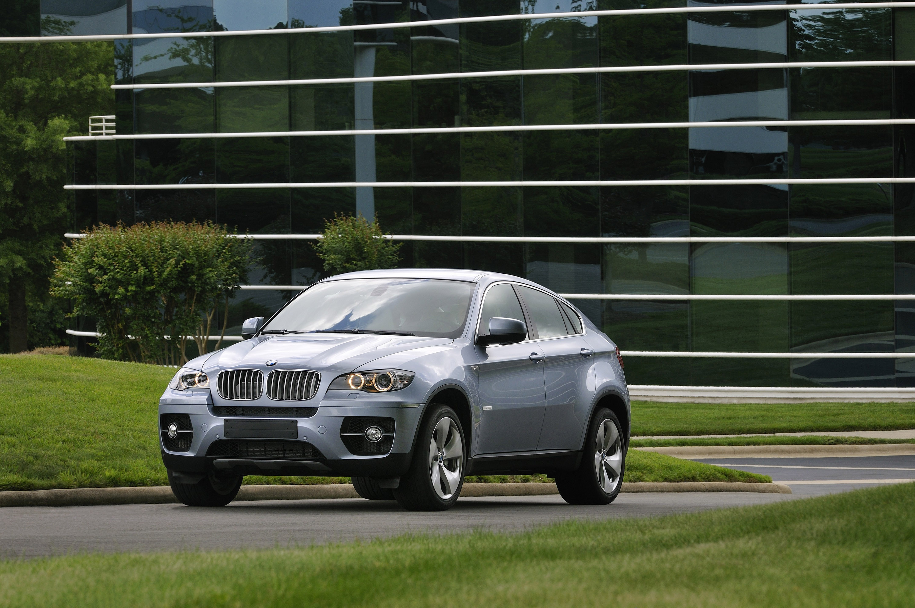 BMW ActiveHybrid X6