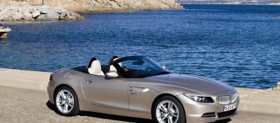 Bmw Z4 Roadster (2010) - picture 36 of 46