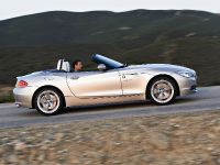 Bmw Z4 Roadster (2010) - picture 2 of 46