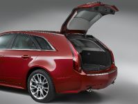 Cadillac CTS Sport Wagon (2010) - picture 6 of 8