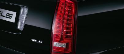Cadillac SLS (2010) - picture 12 of 14