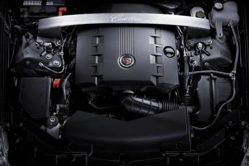 Cadillac SLS (2010) - picture 1 of 14