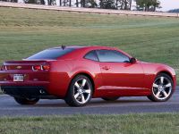 Chevrolet Camaro RS (2010) - picture 27 of 28