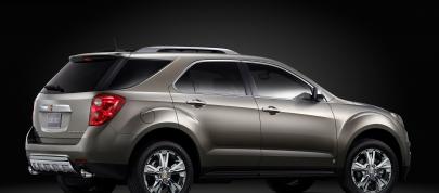 Chevrolet Equinox LTZ (2010) - picture 7 of 11