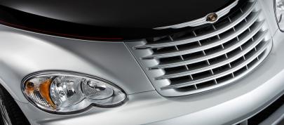 Chrysler PT Cruiser Couture Edition (2010) - picture 4 of 5