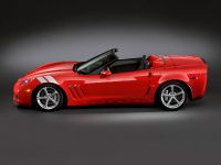 Chevrolet Corvette Grand Sport (2010) - picture 3 of 4