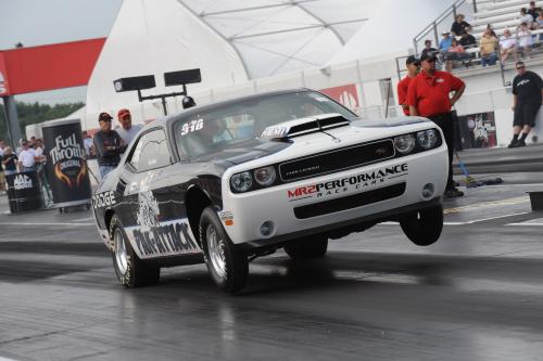 Dodge Challenger Drag Pak (2010) - picture 1 of 2