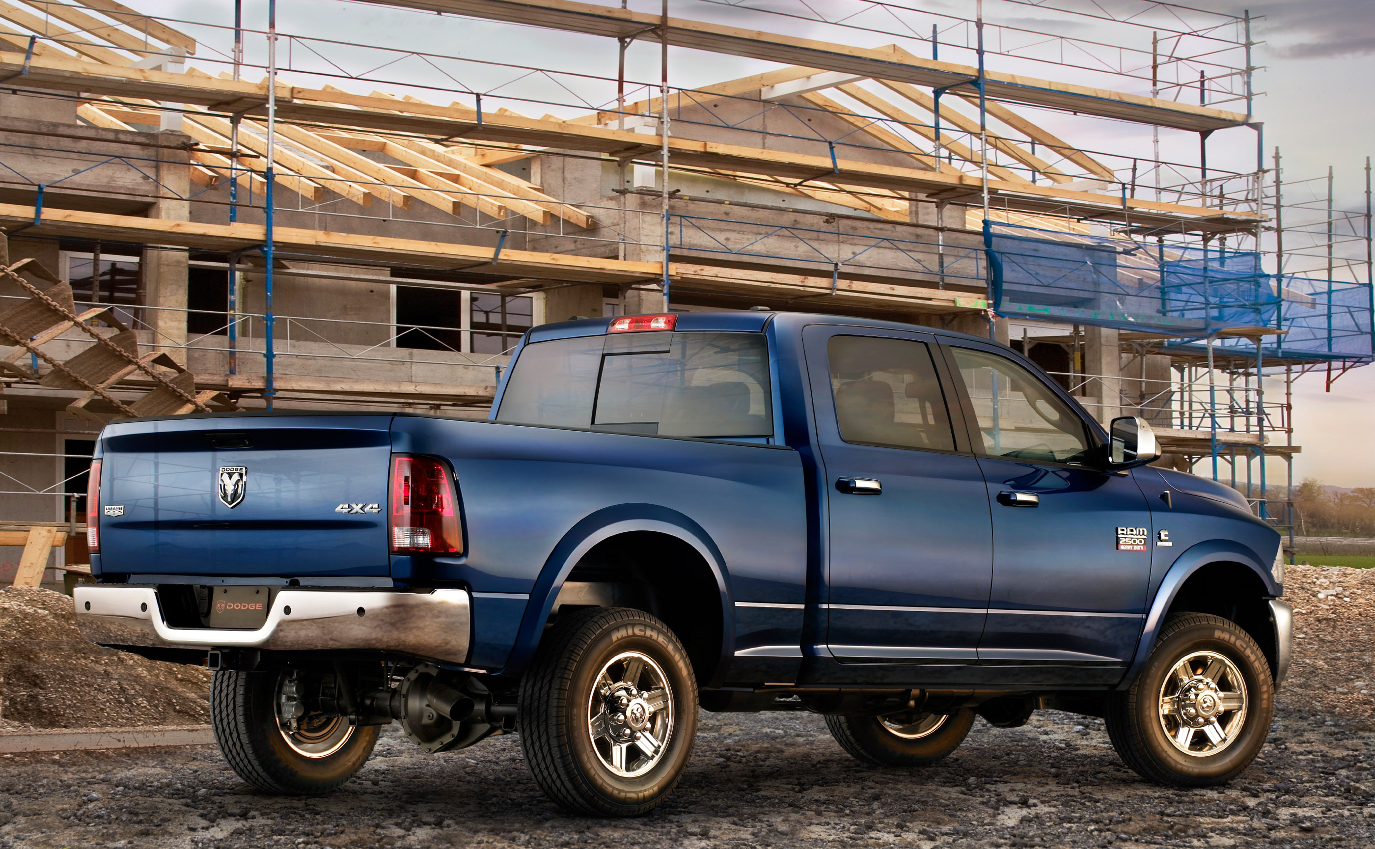 Dodge Ram 2500 Laramie Crew Cab