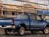 Dodge Ram 2500 Laramie Crew Cab (2010) - picture 6 of 16