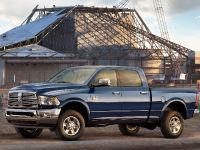 Dodge Ram 2500 Laramie Crew Cab (2010) - picture 7 of 16